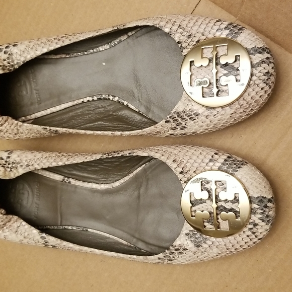 Tory Burch shoes- size 8 - Picture 2 of 12
